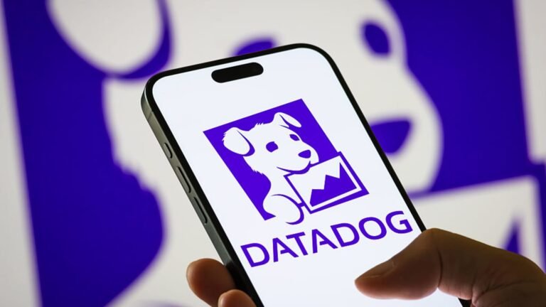 Red hot AI cloud data stock now ‘priced for perfection,’ says Todd Gordon