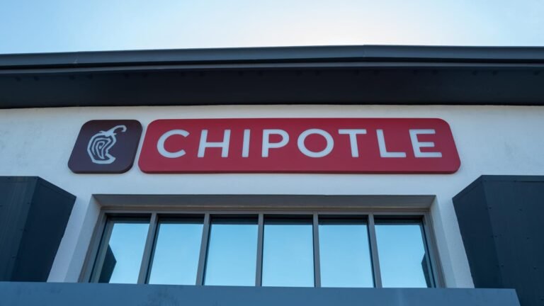 Chipotle opening first restaurant in Mexico